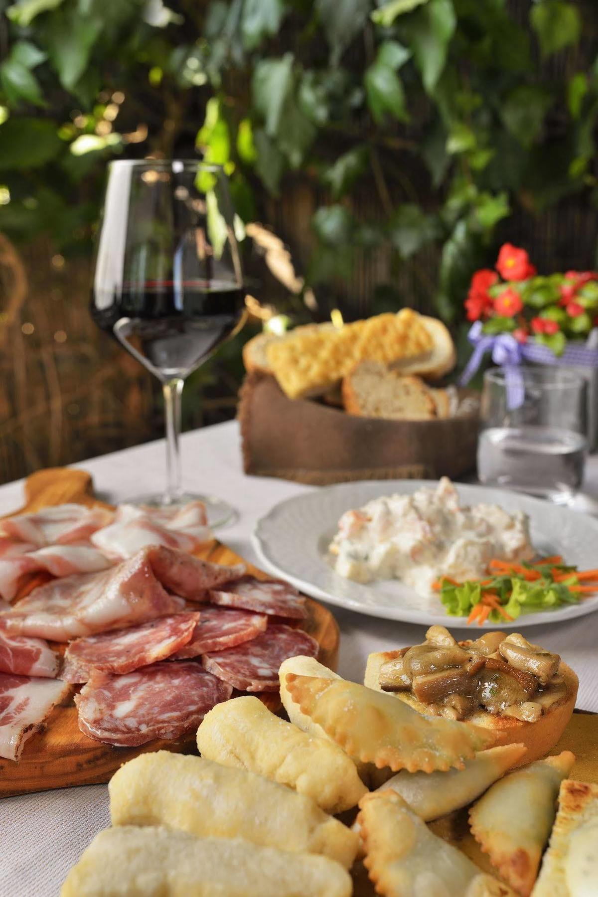 Antica Locanda Luigina Mattarana Luaran gambar