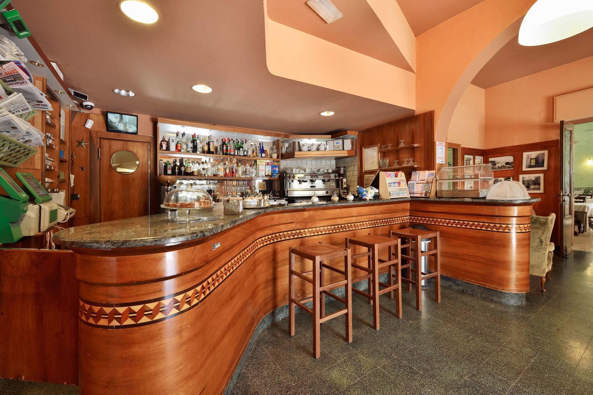 Antica Locanda Luigina Mattarana Luaran gambar